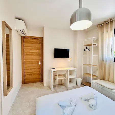 - Coliving, Parking Et Petit Dejeuner