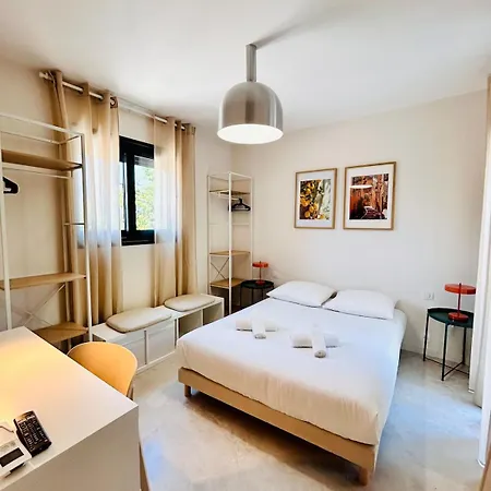 - Coliving, Parking Et Petit Dejeuner * Кань-сюр-Мер